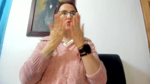 Snapshot of isisblakee chatting on May 19, 2026, 2:18 am Isis online show from May 19, 2026, 2:18 am