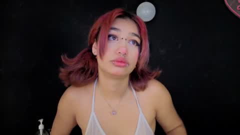 Snapshot of isisjones18 chatting on September 26, 2025, 5:33 am Isisjones18 online show from September 26, 2025, 5:33 am