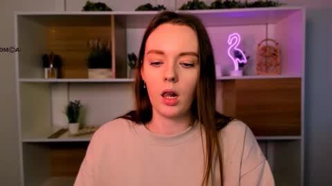 isla_dior online show from December 4, 2025, 7:06 am