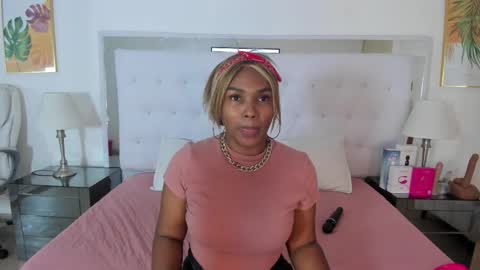 Vanessa online show from March 19, 2026, 11:36 am