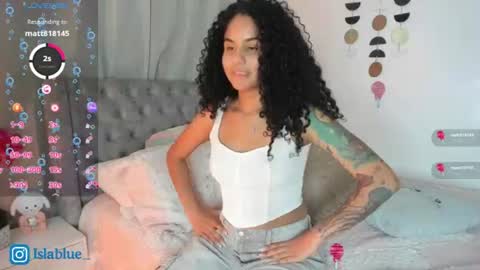 Isla Blue online show from August 1, 2026, 11:47 pm