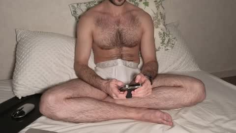 Snapshot of islam_20 chatting on February 13, 2026, 7:54 pm islam online show from February 13, 2026, 7:54 pm