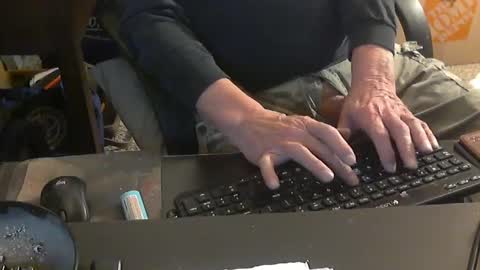 Snapshot of islandduke chatting on February 22, 2025, 3:03 pm Duke online show from February 22, 2025, 3:03 pm