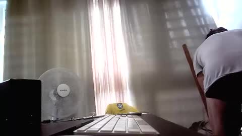 islandforfun online show from November 17, 2025, 1:50 pm