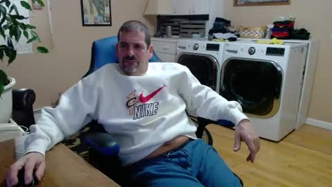 Jim online show from February 5, 2025, 9:36 am