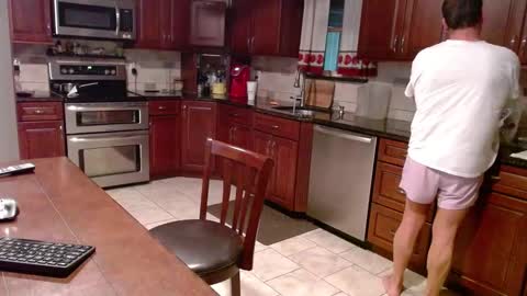 Jim online show from September 10, 2025, 8:03 am