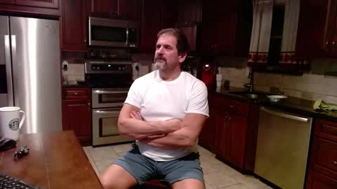 Jim online show from October 15, 2025, 10:43 pm