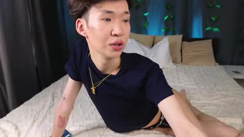 Snapshot of islendtakumi chatting on November 18, 2025, 1:04 pm Takumi online show from November 18, 2025, 1:04 pm