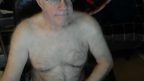 Snapshot of islesman22 chatting on February 16, 2025, 11:16 am islesman22 online show from February 16, 2025, 11:16 am