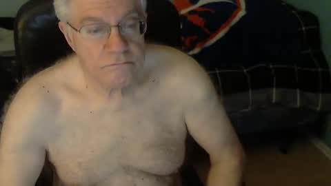 Snapshot of islesman22 chatting on February 24, 2025, 10:26 am islesman22 online show from February 24, 2025, 10:26 am