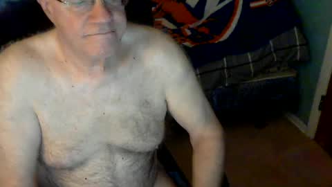 islesman22 online show from July 11, 2026, 9:34 am