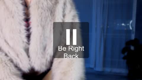 Snapshot of isnotforeveryone chatting on January 18, 2026, 12:14 am Julyane online show from January 18, 2026, 12:14 am