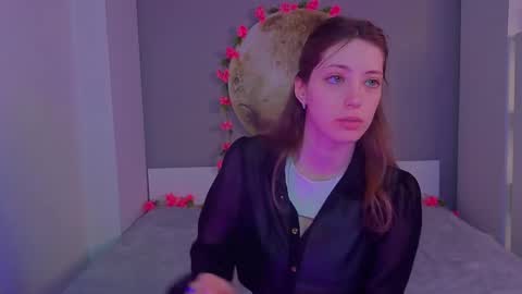 Emilia online show from March 18, 2026, 6:16 am