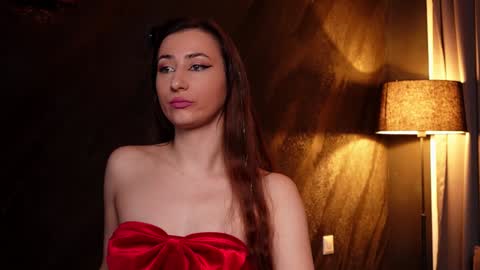 Snapshot of isoldebliss chatting on February 3, 2025, 11:42 am IsoldeBliss online show from February 3, 2025, 11:42 am