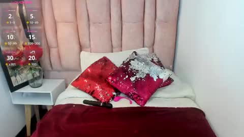 ISSA MILF online show from July 2, 2026, 1:28 pm