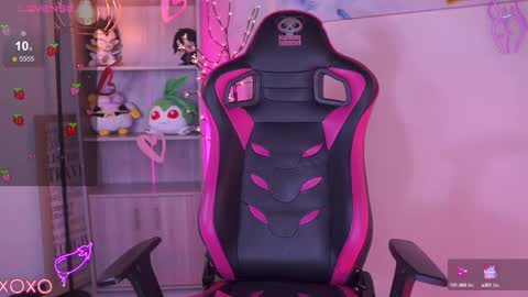 ISSA  online show from March 5, 2025, 9:37 pm