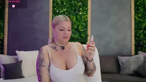 Alisa online show from July 17, 2026, 4:41 am