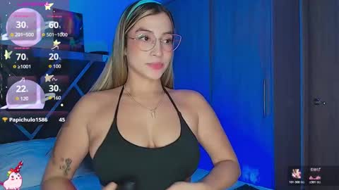 issabela_g1 online show from December 2, 2025, 4:02 pm