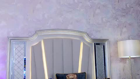 Snapshot of issadorra chatting on February 8, 2025, 2:27 pm Issadorra online show from February 8, 2025, 2:27 pm