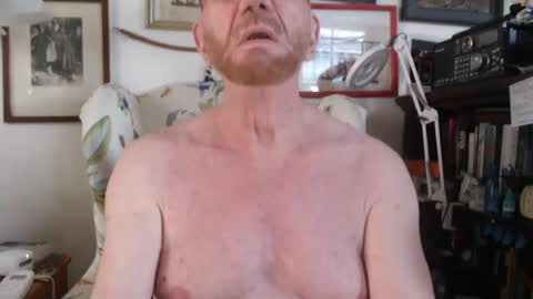 Snapshot of isubmissiveslut chatting on June 15, 2026, 12:02 am ImYourBitch online show from June 15, 2026, 12:02 am