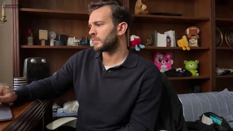 Snapshot of italian_stallion_big chatting on January 15, 2026, 12:32 pm italian_stallion_big online show from January 15, 2026, 12:32 pm