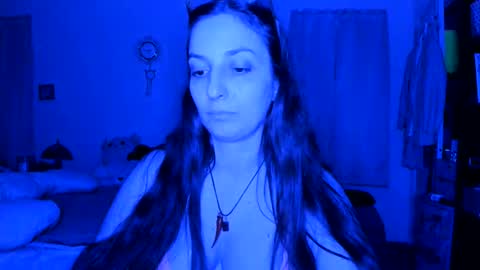 Snapshot of italiana25 chatting on June 8, 2026, 6:14 am Bella Bloom online show from June 8, 2026, 6:14 am