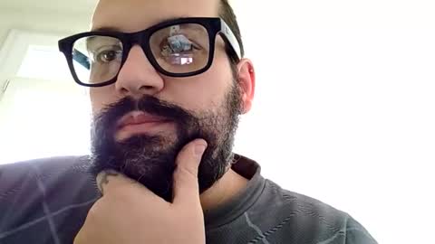 Snapshot of italianbigboy93 chatting on November 23, 2025, 9:31 am italianbigboy93 online show from November 23, 2025, 9:31 am