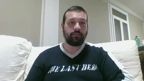 italianbigboy932 online show from April 6, 2026, 10:33 pm