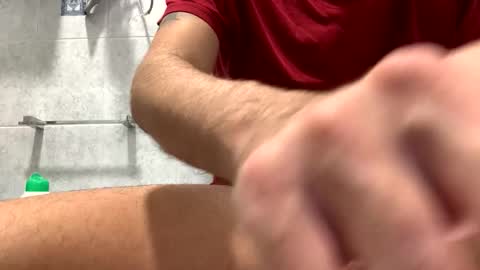 Snapshot of italianbigcock91 chatting on November 16, 2025, 7:47 am italianbigcock91 online show from November 16, 2025, 7:47 am