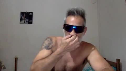 italiankingstripper online show from February 6, 2026, 11:13 am