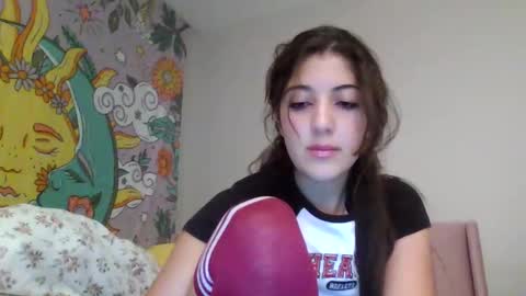 Snapshot of italiankittyx chatting on November 26, 2025, 8:54 pm ItalianKitty online show from November 26, 2025, 8:54 pm