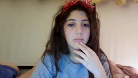 Snapshot of italiankittyx chatting on February 15, 2026, 7:51 am ItalianKitty online show from February 15, 2026, 7:51 am