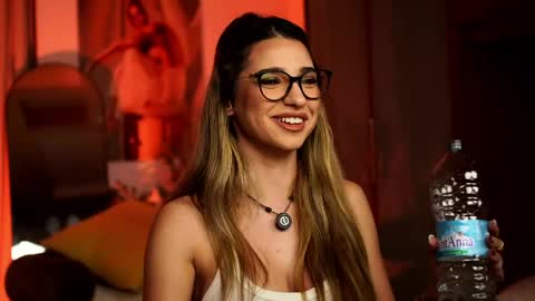 Snapshot of italy_baby chatting on April 7, 2026, 7:47 pm italy_baby online show from April 7, 2026, 7:47 pm