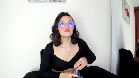 Snapshot of its__angelica_ chatting on February 15, 2025, 5:50 pm Angelica online show from February 15, 2025, 5:50 pm