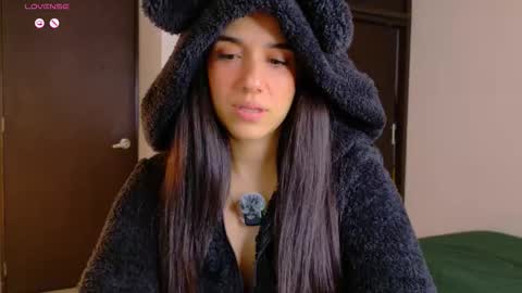 Snapshot of its_bunnyy chatting on February 5, 2026, 12:37 am K A R I online show from February 5, 2026, 12:37 am