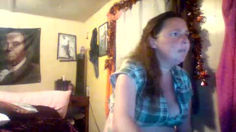 Snapshot of its_kimber chatting on December 19, 2025, 3:41 pm its kimber online show from December 19, 2025, 3:41 pm