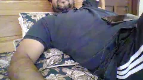 Snapshot of its_me_2323 chatting on May 10, 2026, 8:41 am its_me_2323 online show from May 10, 2026, 8:41 am