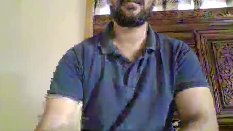 Snapshot of its_me_2323 chatting on May 14, 2026, 4:41 am its_me_2323 online show from May 14, 2026, 4:41 am