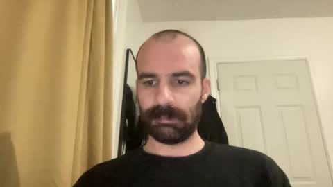 Snapshot of its_me_adam_9 chatting on October 31, 2025, 5:47 pm its_me_adam_9 online show from October 31, 2025, 5:47 pm