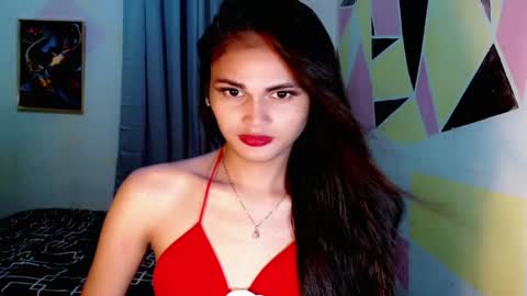 Snapshot of its_mirabel chatting on June 4, 2026, 5:24 am MIRABEL online show from June 4, 2026, 5:24 am