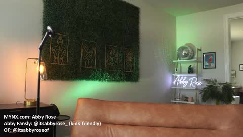 Abby Rose online show from December 22, 2025, 7:22 pm