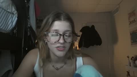 Alex Love online show from January 15, 2025, 11:40 pm