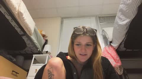 Alex Love online show from February 11, 2025, 1:10 am