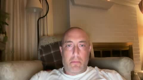 Snapshot of itsanexperiment chatting on October 1, 2025, 2:17 am itsanexperiment online show from October 1, 2025, 2:17 am