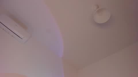 Snapshot of itsbellax chatting on December 2, 2025, 10:53 am Isabella online show from December 2, 2025, 10:53 am