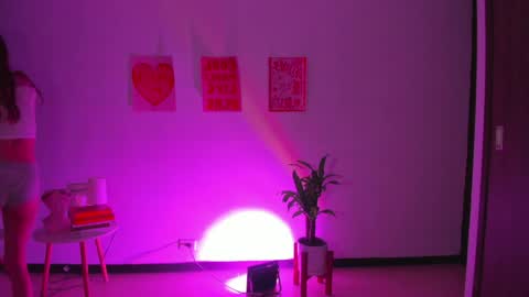 camill online show from May 18, 2026, 2:51 am