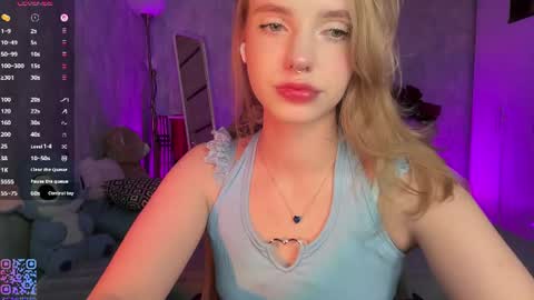 Snapshot of itsevedarkside_ chatting on June 19, 2026, 5:56 am Eva online show from June 19, 2026, 5:56 am