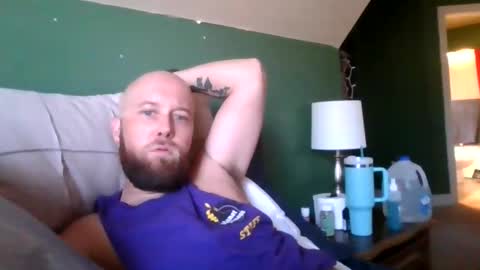 Snapshot of itskirby89 chatting on February 12, 2026, 6:47 pm itskirby89 online show from February 12, 2026, 6:47 pm
