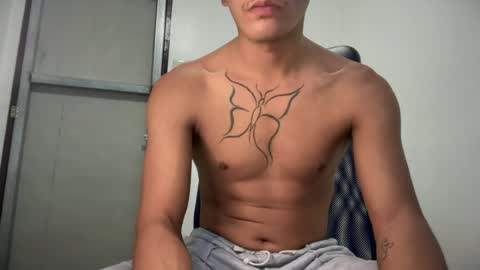 itsme_urboy online show from June 15, 2026, 5:31 am