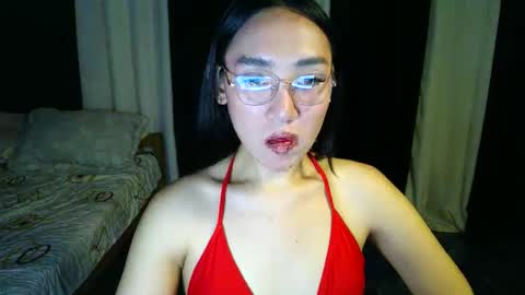 itsmehotqueen online show from May 2, 2026, 1:21 am
